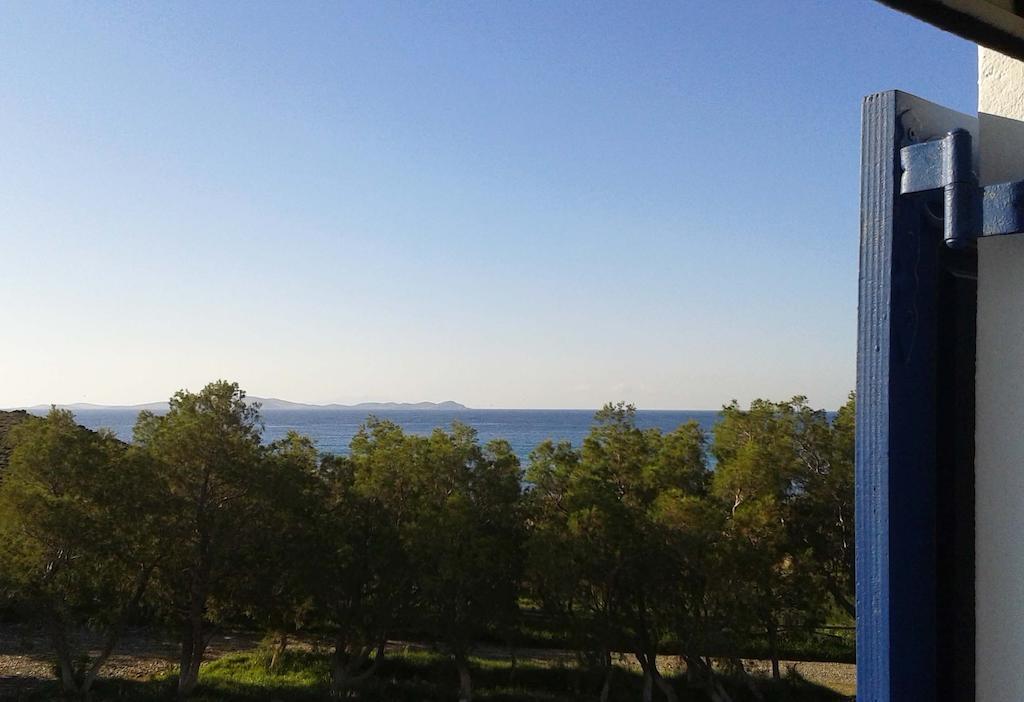 Nostos Beachfront Apartments & Studios Агиос Йоанис Екстериор снимка
