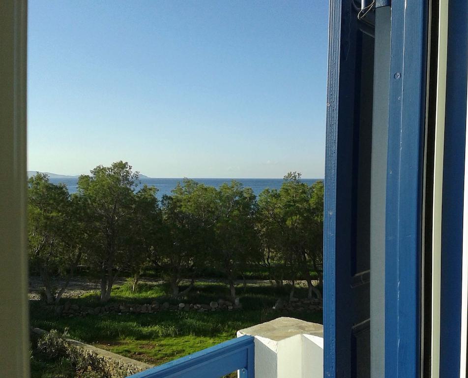 Nostos Beachfront Apartments & Studios Агиос Йоанис Екстериор снимка