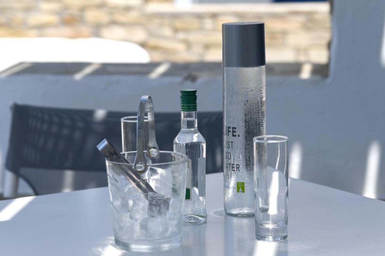 Nostos Beachfront Apartments & Studios Агиос Йоанис Екстериор снимка