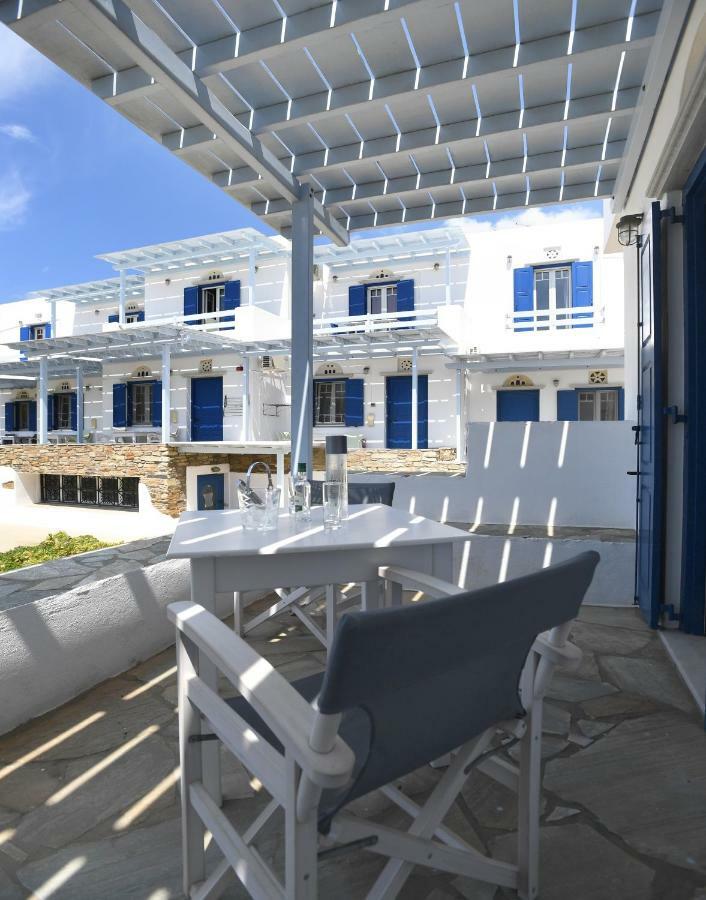 Nostos Beachfront Apartments & Studios Агиос Йоанис Екстериор снимка