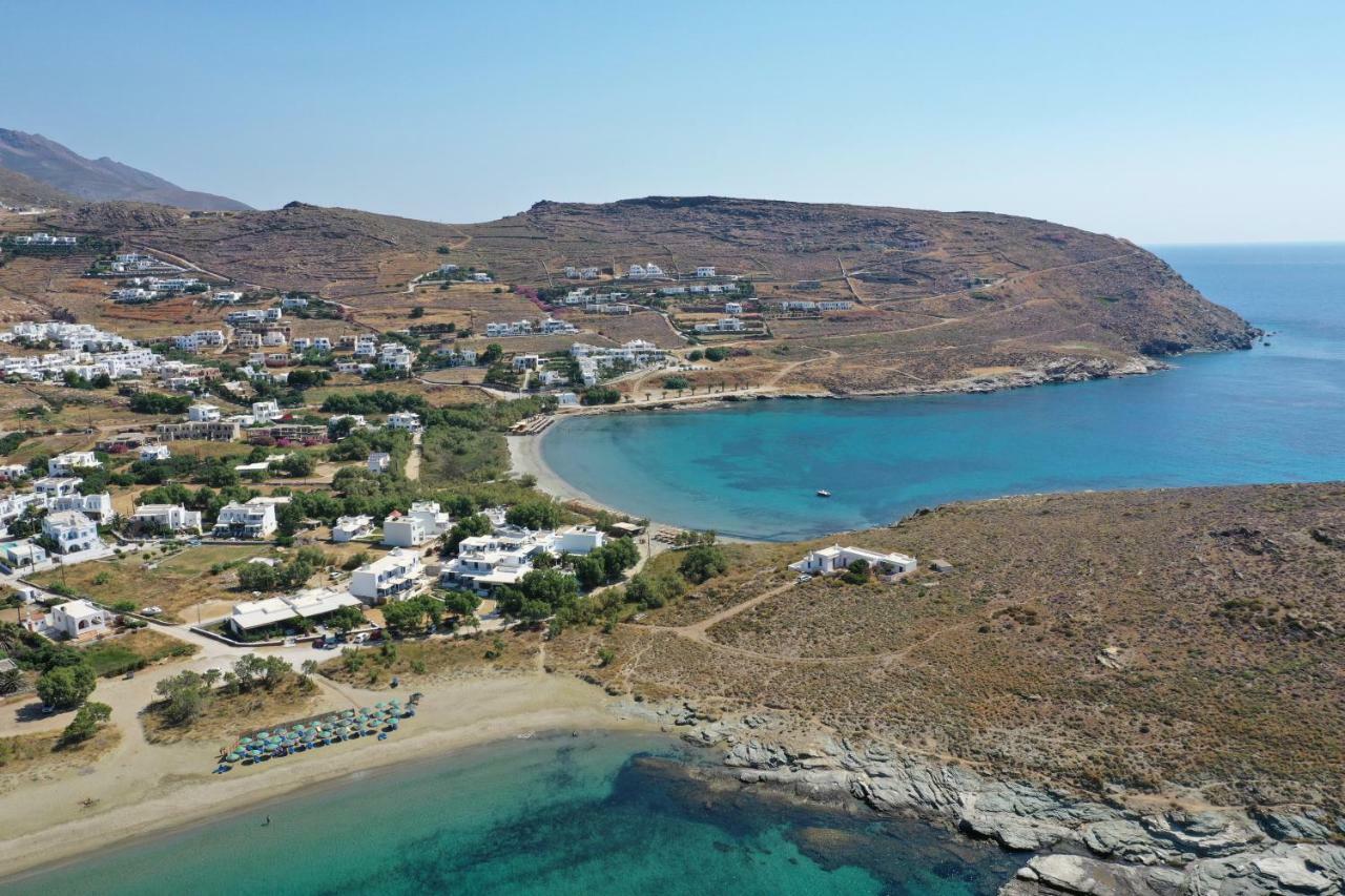 Nostos Beachfront Apartments & Studios Агиос Йоанис Екстериор снимка